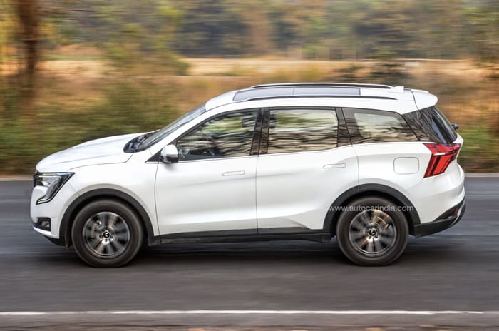 Tata Harrier vs Mahindra XUV700 vs Jeep Compass comparison review